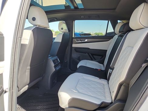 New 2026 Volkswagen Atlas Cross Sport SEL Premium R-Line AWD/4WD image 12