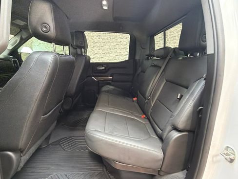 Used 2022 Chevrolet Silverado 1500 LT AWD/4WD image 13