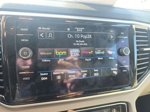 Used 2021 Volkswagen Atlas SEL Premium image 16