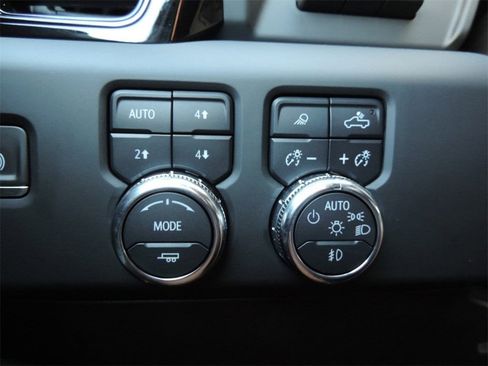 Certified 2024 GMC Sierra 2500 AT4 w/ AT4 Premium Plus Package image 29