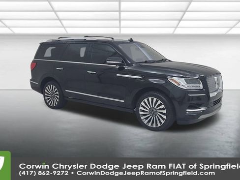 Used 2018 Lincoln Navigator Reserve w/ Technology Package image 3