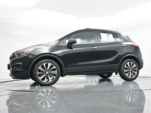 Used 2022 Buick Encore Preferred image 42