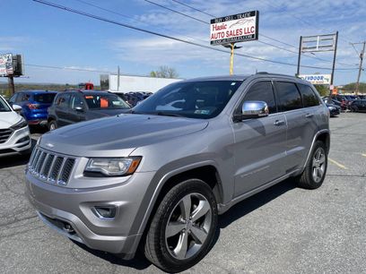 Used 2014 Jeep Grand Cherokee Overland w/ Advanced Technology Group