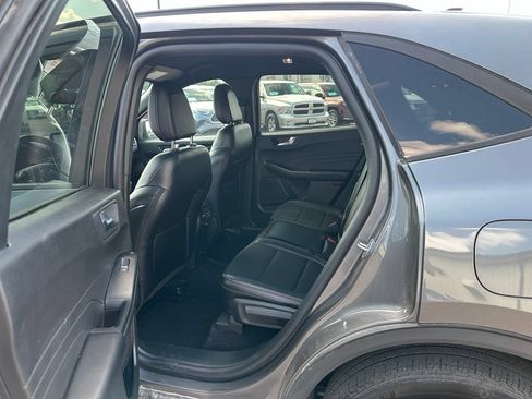 Used 2025 Ford Escape ST-Line Select AWD/4WD image 21