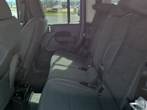 Used 2025 Jeep Gladiator Sport AWD/4WD image 56
