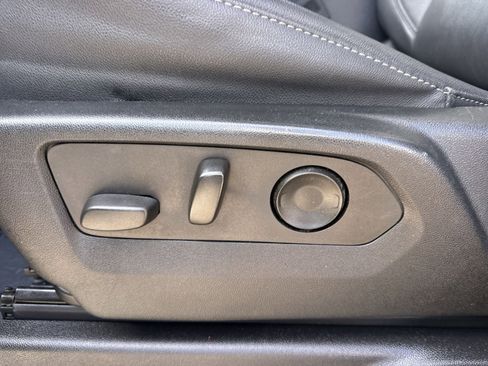 Used 2023 Chevrolet Tahoe Z71 image 19