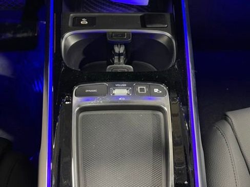 New 2025 Mercedes-Benz GLB 250 4MATIC image 19