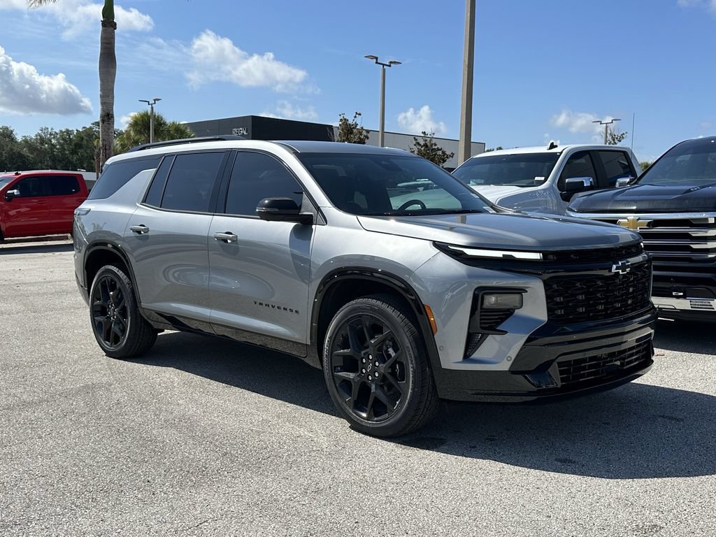 New 2026 Chevrolet Traverse RS FWD image 2