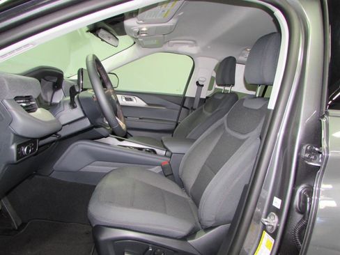 New 2026 Ford Explorer Active image 14