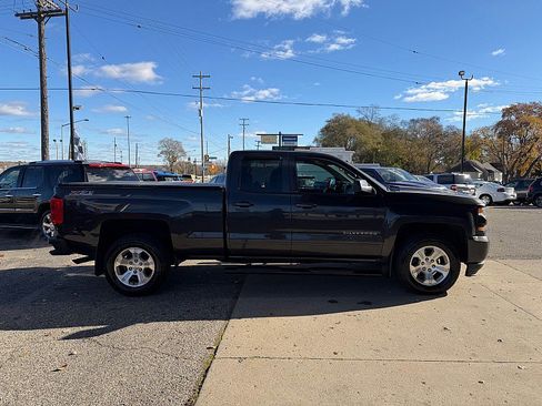 Used 2016 Chevrolet Silverado 1500 LT w/ All Star Edition image 5