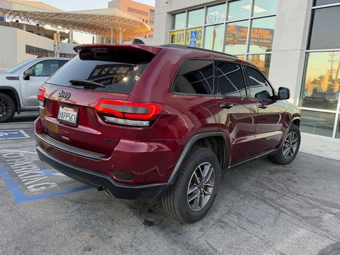 Used 2019 Jeep Grand Cherokee Limited image 5
