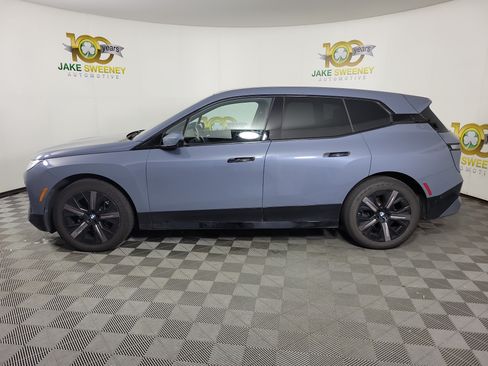 Certified 2024 BMW iX xDrive50 w/ Premium Package AWD/4WD image 2