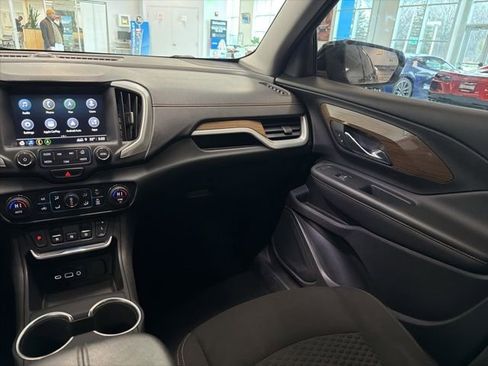 Used 2018 GMC Terrain SLE w/ Driver Convenience Package image 29