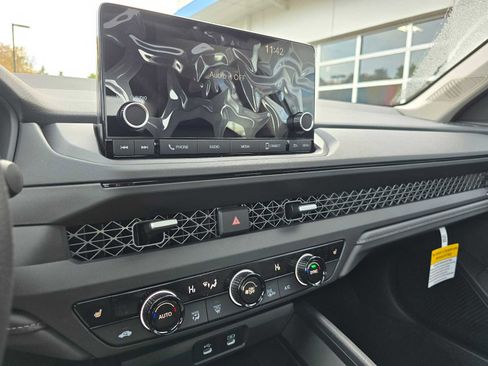 New 2025 Honda Accord SE image 29