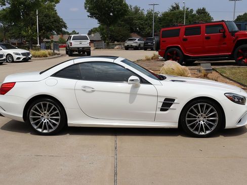 Used 2017 Mercedes-Benz SL 550 w/ Driver Assistance Package image 5