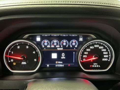 Used 2020 Chevrolet Silverado 3500 High Country image 25