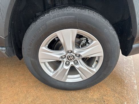 Used 2025 Toyota RAV4 XLE w/ Weather Package FWD image 7