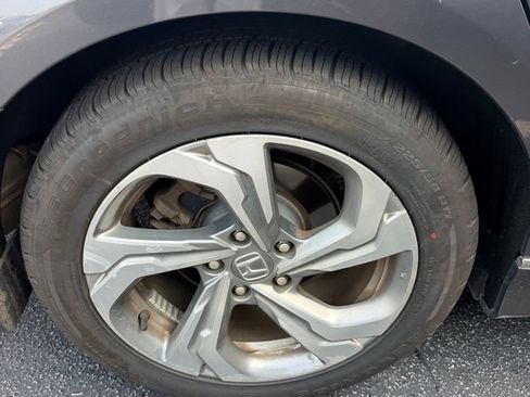 Used 2018 Honda Accord EX-L image 12