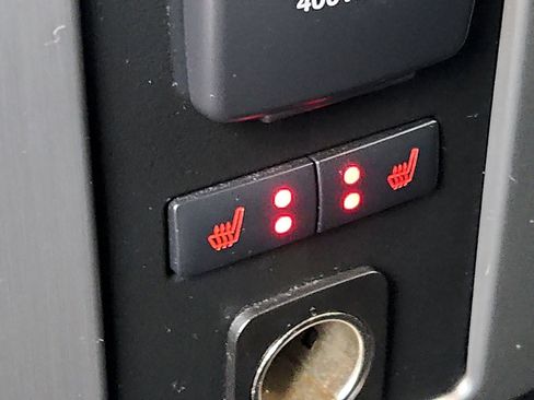 Used 2015 Ford F150 Platinum w/ Equipment Group 701A Luxury image 11