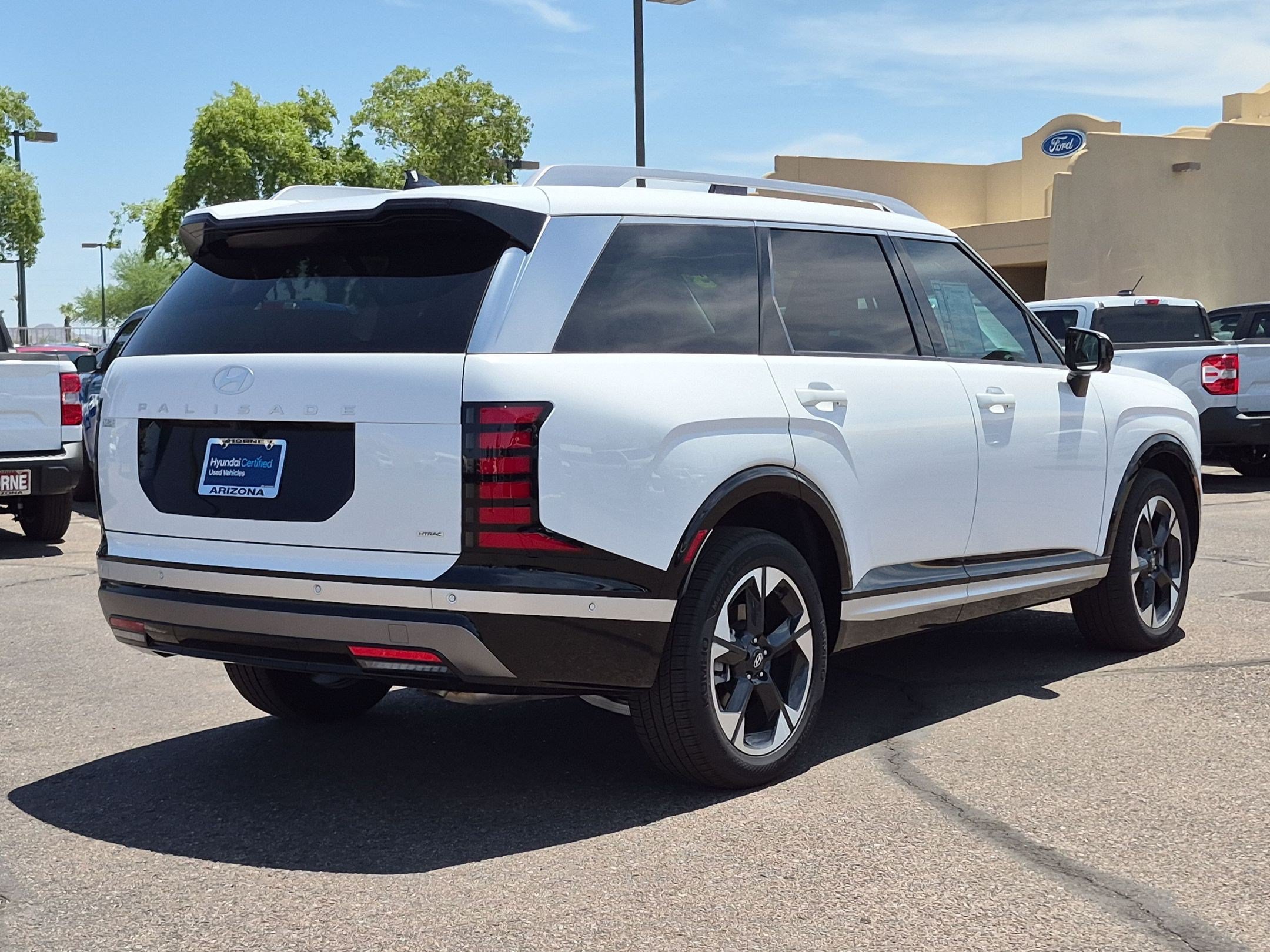 Used 2026 Hyundai Palisade Limited AWD/4WD image 5