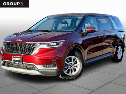 Used 2024 Kia Carnival LX