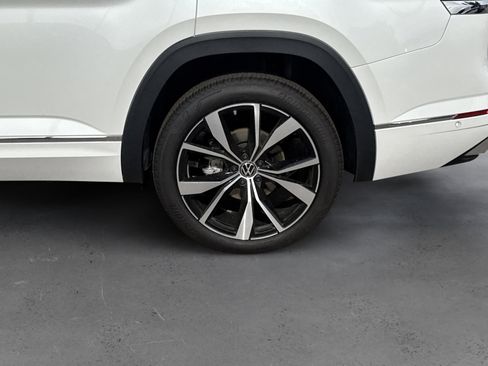 New 2026 Volkswagen Atlas SEL Premium R-Line AWD/4WD image 10