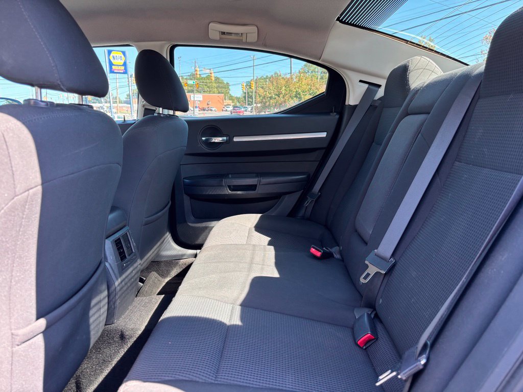 Used 2009 Dodge Charger SXT RWD image 22