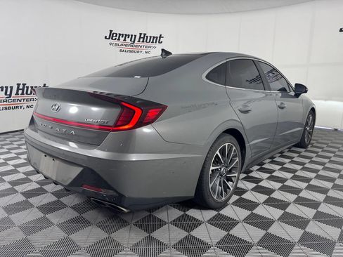 Used 2022 Hyundai Sonata Limited w/ Cargo Package FWD image 6