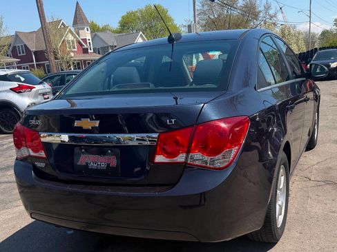 Used 2016 Chevrolet Cruze LT FWD image 11