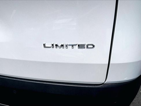 Used 2024 Toyota Grand Highlander AWD Hybrid image 8