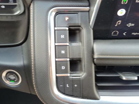 Used 2022 GMC Yukon AT4 w/ Technology Package AWD/4WD image 22