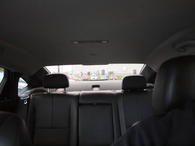 Used 2019 Chevrolet Impala LT FWD image 12