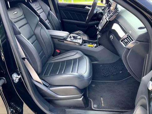 Used 2019 Mercedes-Benz GLE 63 AMG S w/ Premium 3 Package image 9