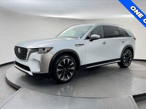 Used 2024 MAZDA CX-90 Plug-In Hybrid w/ Premium Plus AWD/4WD image 2