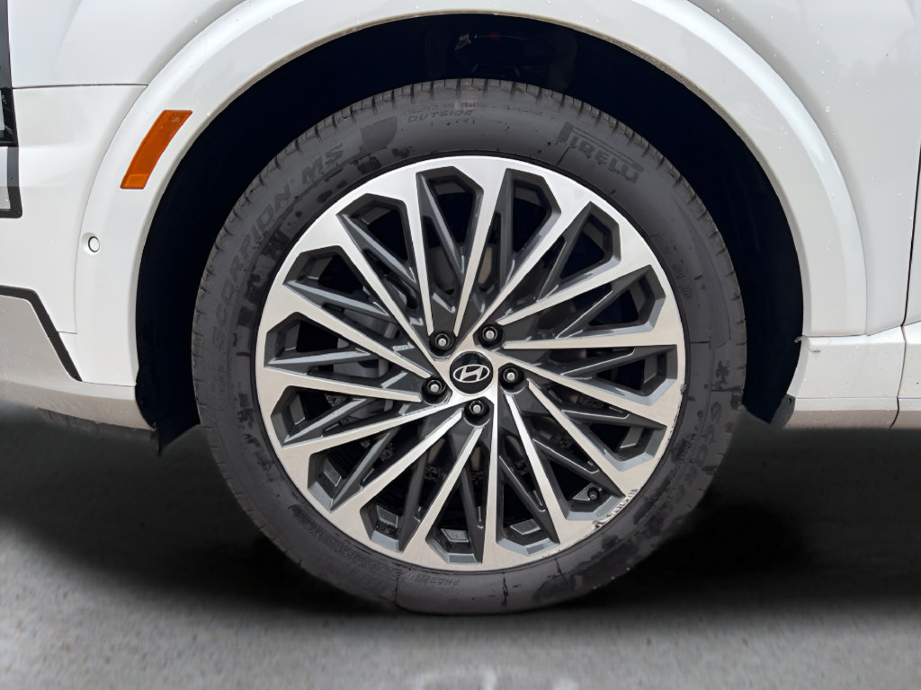 Certified 2026 Hyundai Palisade Calligraphy AWD/4WD image 11