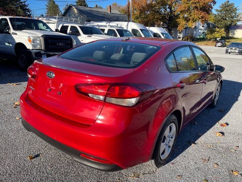 Used 2018 Kia Forte S FWD image 7