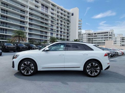 Certified 2025 Audi Q8 Prestige w/ Prestige Package AWD/4WD image 3