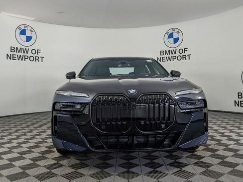 New 2026 BMW 760i xDrive w/ Executive Package AWD/4WD image 4