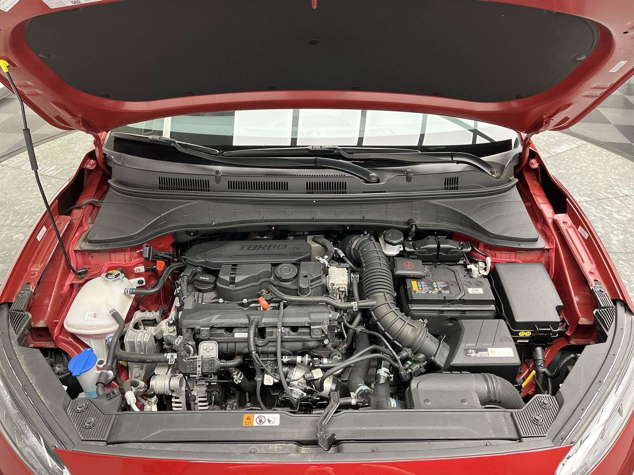 Used 2023 Hyundai Kona Limited AWD/4WD image 29