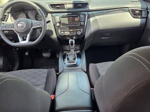 Used 2020 Nissan Rogue Sport SV AWD/4WD image 8