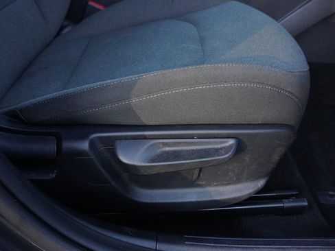 Used 2025 Kia K4 LXS image 23