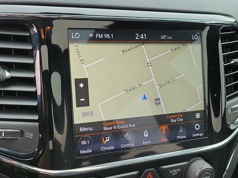 Used 2020 Jeep Grand Cherokee Limited AWD/4WD image 18