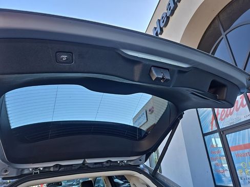 Used 2022 Ford Edge Titanium w/ Equipment Group 301A image 86