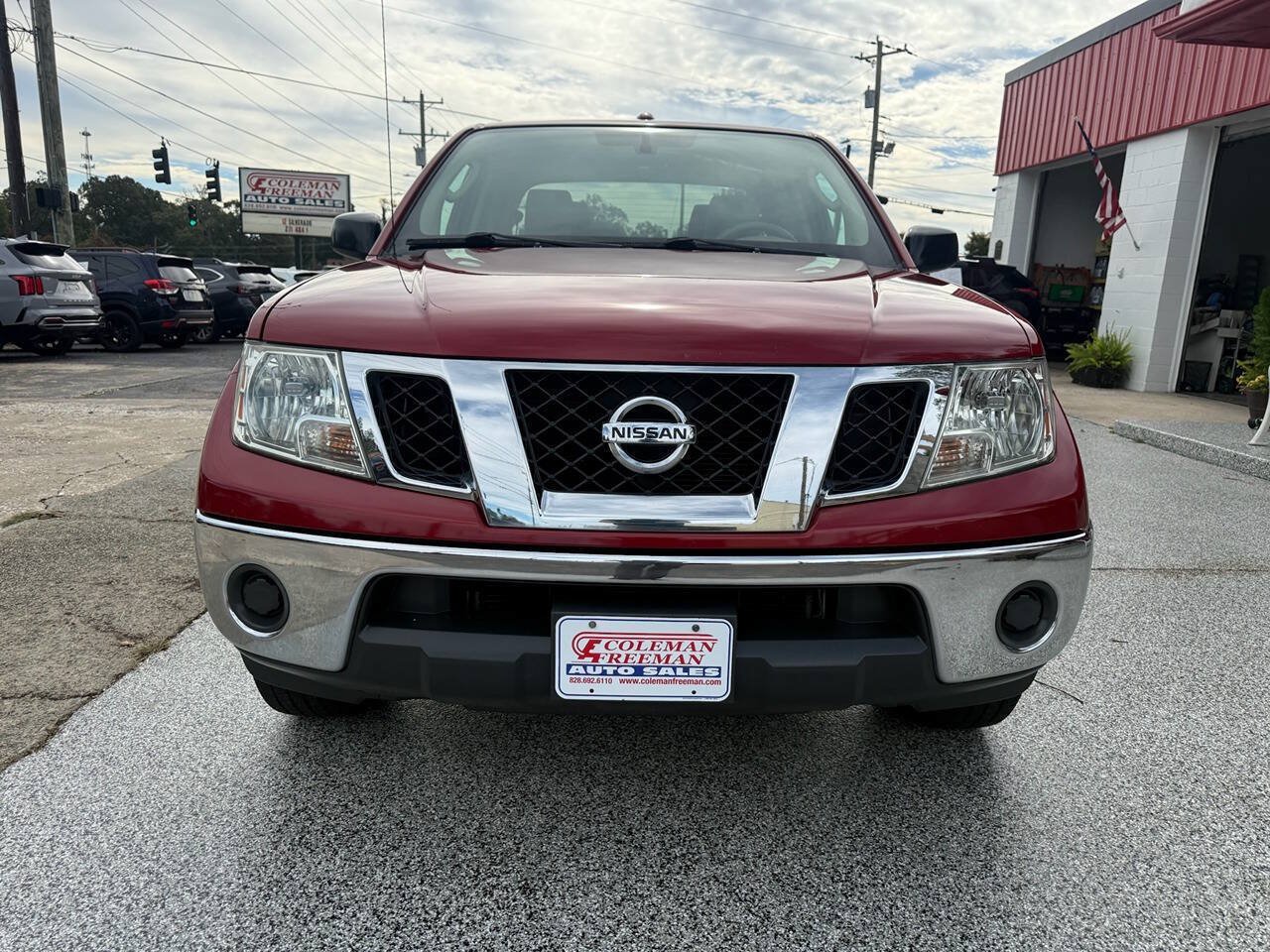 Used 2011 Nissan Frontier SV w/ SV Premium Utility Pkg RWD image 3