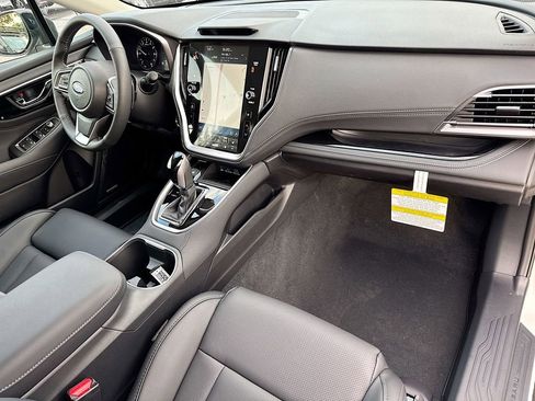 New 2025 Subaru Outback Limited image 37