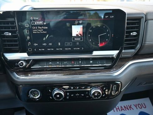 Used 2023 GMC Sierra 1500 Elevation image 31