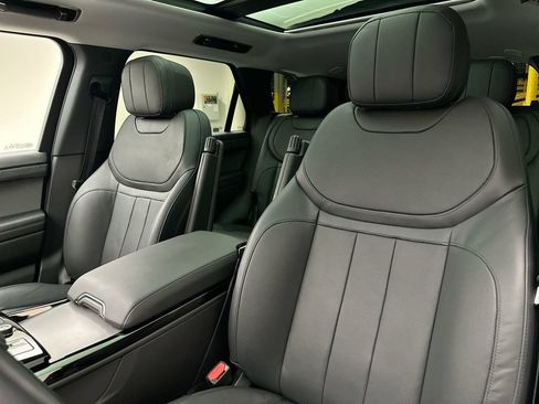 Used 2023 Land Rover Range Rover Sport SE AWD/4WD image 22