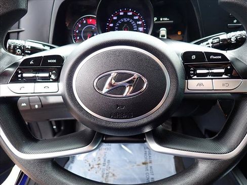 Used 2023 Hyundai Elantra SEL FWD image 10