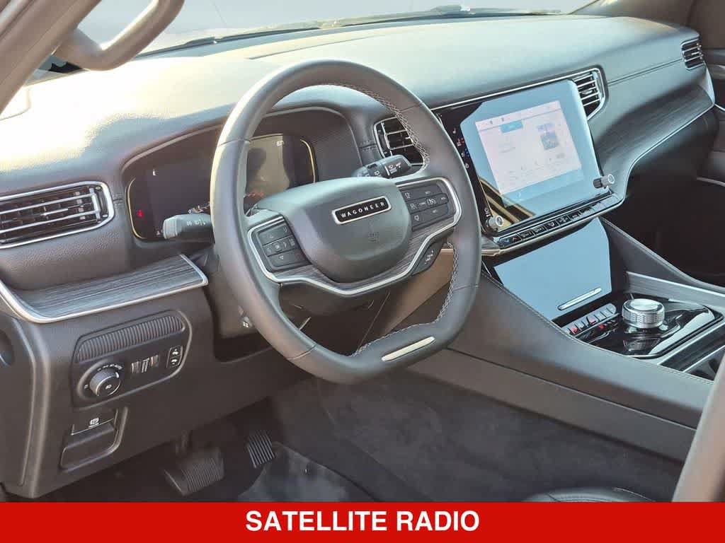 Used 2024 Jeep Wagoneer L Series II w/ Flexible Seating Group RWD image 2
