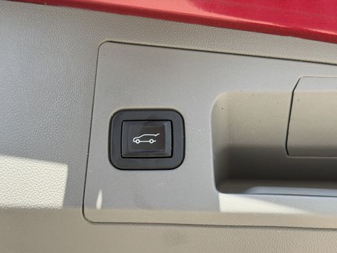 Used 2019 Cadillac XT5 Luxury image 12